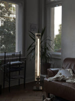 Bild in Gallery-Viewer laden, Industrieller Stil Minimalistische Glas Stehlampe M29