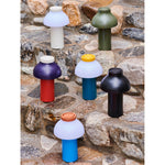 Bild in Gallery-Viewer laden, Moderne tragbare Tischlampe – minimalistisches, wiederaufladbares Licht für Innen- und Außenbereich