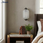 Charger l'image dans la visionneuse de galerie, Applique murale vintage en verre laiteux festonné Eloise - Éclairage d'appoint moderne pour salle de bain et chambre