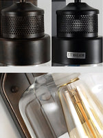 Cargar imagen en el visor de la Galería, Aplique de pared industrial – Lámpara de exterior vintage americana de hierro con pantalla de cristal