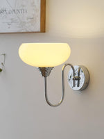 Cargar imagen en el visor de la Galería, Aplique de pared de vidrio con poste curvo Bauhaus