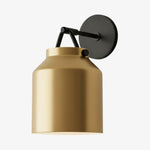 Charger l'image dans la visionneuse de galerie, Applique murale minimaliste Hanton – Applique en verre lait vintage avec accent en métal