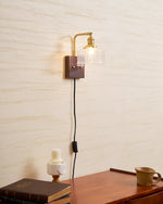 Bild in Gallery-Viewer laden, Fish-Scale Glass and Brass Plug-In Wall Lamp product view