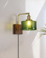 Bild in Gallery-Viewer laden, Fish-Scale Glass and Brass Plug-In Wall Lamp product view