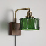 Bild in Gallery-Viewer laden, Fish-Scale Glass and Brass Plug-In Wall Lamp product view