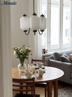 Charger l'image dans la visionneuse de galerie, Lustre Eloise – Lustre en verre laiteux au fini vintage