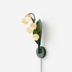 Bild in Gallery-Viewer laden, Green Stem Lily Wall Lamp - product view 1