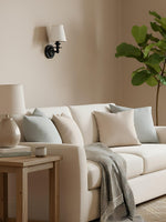 Cargar imagen en el visor de la Galería, Aplique de pared Rowan con pantalla cilíndrica – Aplique de tela para una iluminación acogedora de estilo rústico