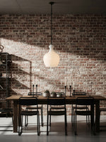 Cargar imagen en el visor de la Galería, Lámpara colgante de vidrio Lawson: vidrio reciclado moderno con diseño de cadena