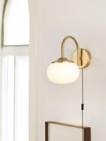 Charger l'image dans la visionneuse de galerie, Marshmallow Glass Plug-In Wall Light - product image 3