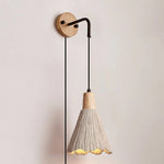 Bild in Gallery-Viewer laden, Microcement Wood Plug-In Wall Light - product image 11