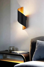 Cargar imagen en el visor de la Galería, Aplique de pared de metal en espiral de diseño moderno