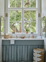 Load image into Gallery viewer, Elegant Curve-Arm Fabric Shade Wall Sconce – Modern Metal Base Wall Light for Living Room