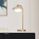 Charger l'image dans la visionneuse de galerie, Lampe de table Elorina rétro avec abat-jour en métal – Design contemporain à brancher pour tables d'appoint et tables de chevet