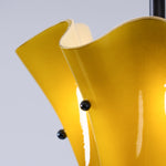 Cargar imagen en el visor de la Galería, Lámpara de techo Bellina contemporánea con forma de pétalo, de cristal y metal – Luz de montaje empotrado regulable para interiores modernos