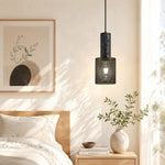 Cargar imagen en el visor de la Galería, Textured Black Mesh Pendant Light 2