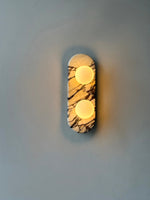 Bild in Gallery-Viewer laden, Moderne minimalistische vertikale Wandleuchte mit schlankem Profil für Schlafzimmer-Nachttisch und Akzentbeleuchtung
