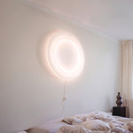 Cargar imagen en el visor de la Galería, Lámpara de pared redonda enchufable moderna y sencilla M26