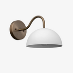 Cargar imagen en el visor de la Galería, Aplique de pared industrial de metal Curva - Brazo curvo de latón - Luminaria de cúpula martillada