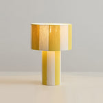 Charger l'image dans la visionneuse de galerie, Lampe de table Strivelle