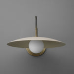 Cargar imagen en el visor de la Galería, Aplique de pared moderno de metal Curva - Brazo de latón antiguo con pantalla de disco color crema