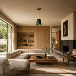 Bild in Gallery-Viewer laden, Pendant light shown in an interior setting
