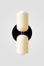 Bild in Gallery-Viewer laden, Doppelkopf-Makronenfarbe oben und unten Wandleuchte