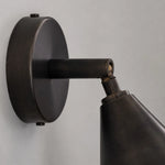 Load image into Gallery viewer, Adjustable joint and circular wall plate close-up
