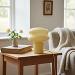 Cargar imagen en el visor de la Galería, Lámpara de cristal opalino minimalista Coloria: iluminación suave para el dormitorio