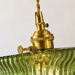 Charger l'image dans la visionneuse de galerie, Close detail of olive ripple glass shade and knurled brass hardware