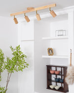 Cargar imagen en el visor de la Galería, Iluminación de riel de madera Merlo