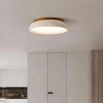 Cargar imagen en el visor de la Galería, Lámpara de techo de travertino escultural Travira: luz ambiental suave para el dormitorio, la sala de estar o la entrada.