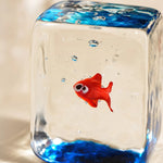 Cargar imagen en el visor de la Galería, Close detail of clear glass block goldfish ornament