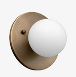 Cargar imagen en el visor de la Galería, Aplique de pared Glorica con globo de cristal esmerilado – Lámpara de pared minimalista para salón y dormitorio