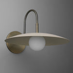 Cargar imagen en el visor de la Galería, Aplique de pared moderno de metal Curva - Brazo de latón antiguo con pantalla de disco color crema