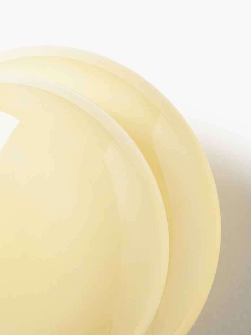 Applique Globe Lumineuse Coloria — Applique en Verre Opale de Style Contemporain Moderne pour Espaces Intérieurs