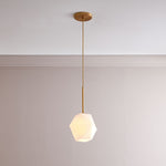 Cargar imagen en el visor de la Galería, Lámpara de techo escultórica de cristal facetado Talvior – Colgante minimalista ajustable para interiores del hogar