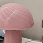 Bild in Gallery-Viewer laden, Striglow Pilz-Tischlampe – Künstlerische visuelle Struktur für Zuhause und Büro