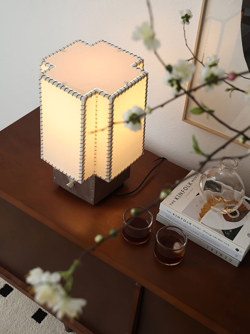 Lampe de table Tanu Stitch