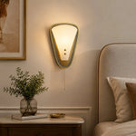 Charger l'image dans la visionneuse de galerie, Vintage French pull-chain wall sconce