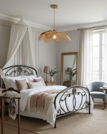 Load image into Gallery viewer, Swaying Pendant Lamp