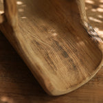 Load image into Gallery viewer, close view of the willow wood tray surface and natural grain