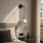 Charger l'image dans la visionneuse de galerie, Applique murale globe nordique Glintap – Lampe d'accent minimaliste pour intérieur de chambre