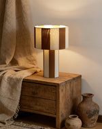 Charger l'image dans la visionneuse de galerie, Lampe de table Strivelle
