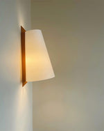 Load image into Gallery viewer, Trianora Wall Lamp