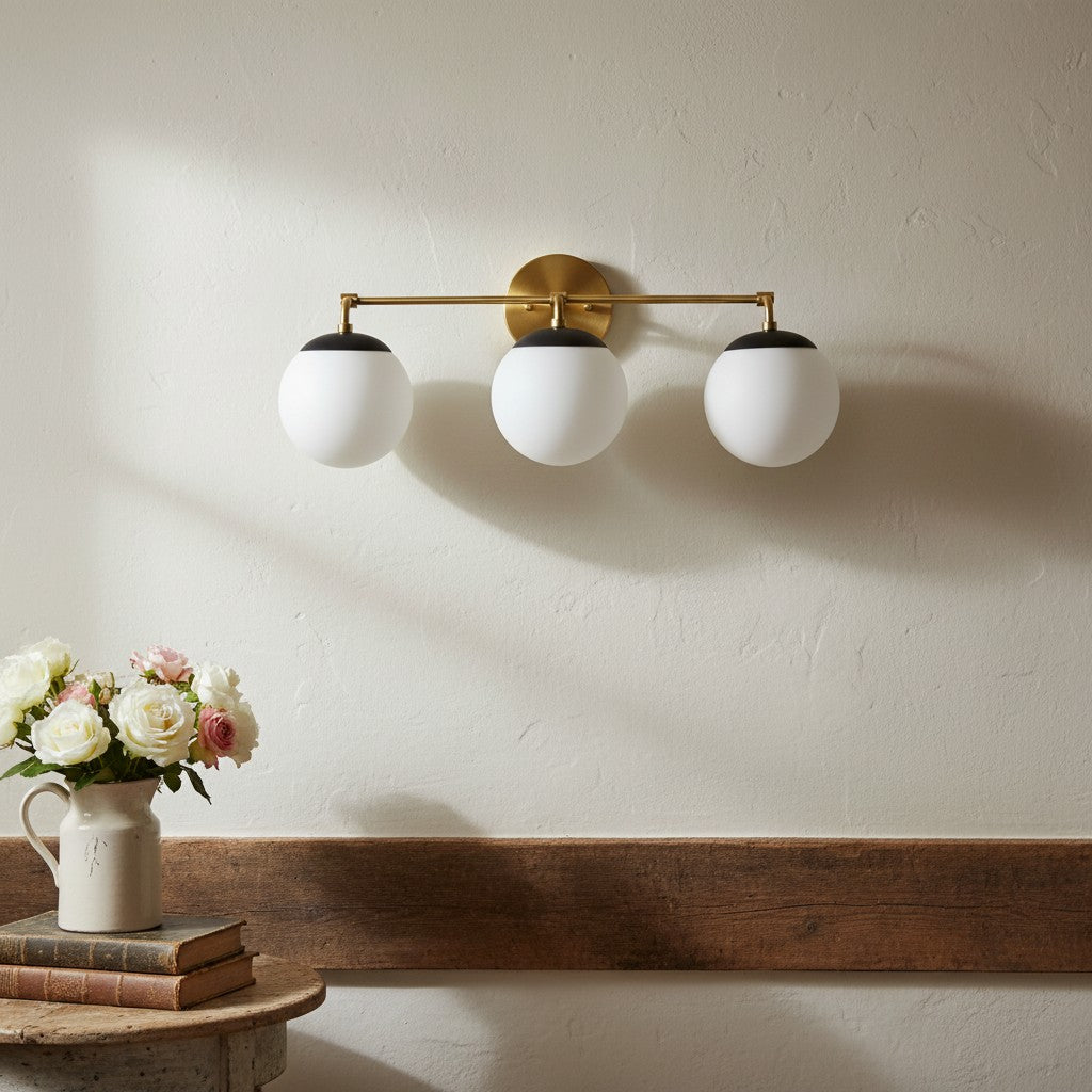 Aplique de pared de vidrio Glorica: lámpara de tocador vintage moderna
