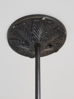 Bild in Gallery-Viewer laden, American Vintage Cremeglas-Schirm geformt Eloise Kronleuchter