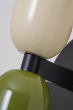 Bild in Gallery-Viewer laden, Doppelkopf-Makronenfarbe oben und unten Wandleuchte