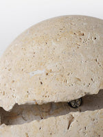 Charger l'image dans la visionneuse de galerie, Applique murale hémisphérique en travertin fendu