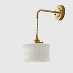 Charger l'image dans la visionneuse de galerie, White ripple glass chain wall light on white background